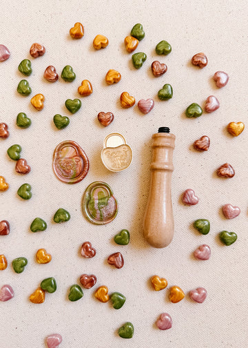 Lock wax stamp