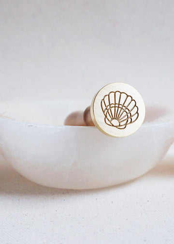 Shell wax stamp